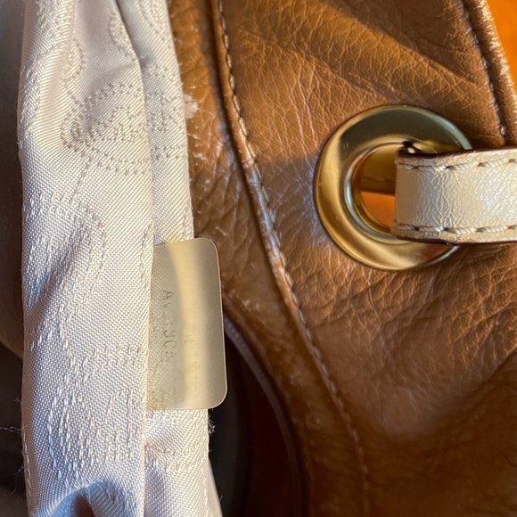 Michael Kors Tan W/Gold Hardware Pebble Leather Bag - Picture 12 of 15